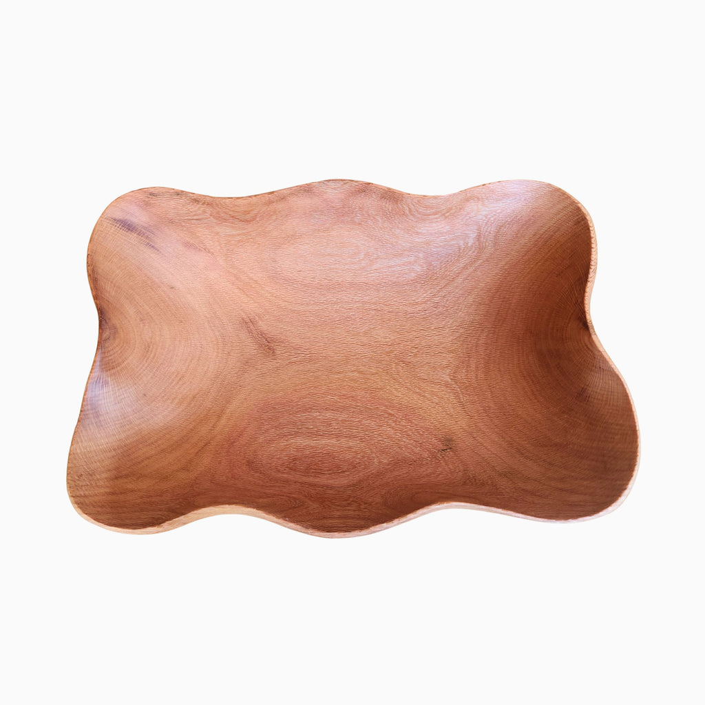 Fuente de Avellano Chileno Tallada - Witralun (36x25x9 cm)