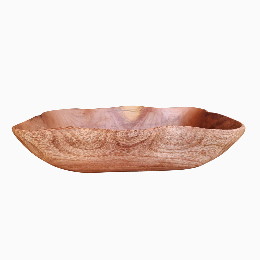 Centro de Mesa en Madera Nativa de Avellano Chileno - Witralun (41x25x10 cm)