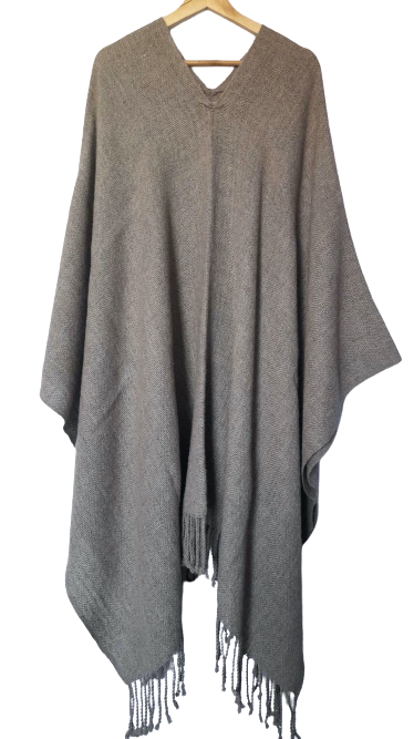 Poncho de Lana de Alpaca Tejido a Mano - a pedido Witralun